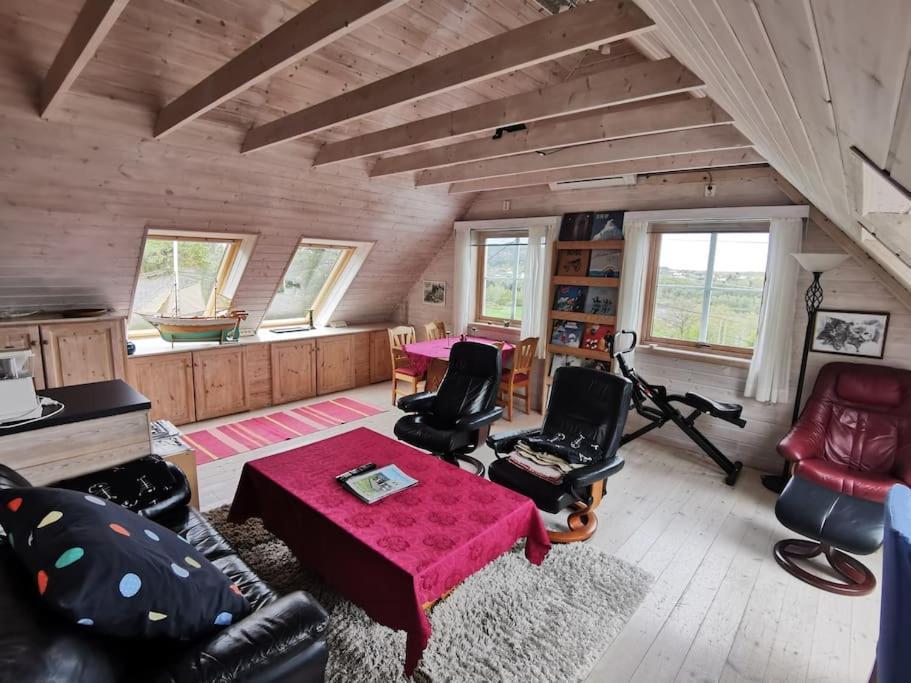 Topfloor Apartment Separate Entranc Nice View Stord Fitjar ภายนอก รูปภาพ